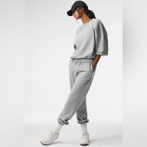 Alo Accolade Sweatpants in Athletic Heather Grey Size XS NWT
